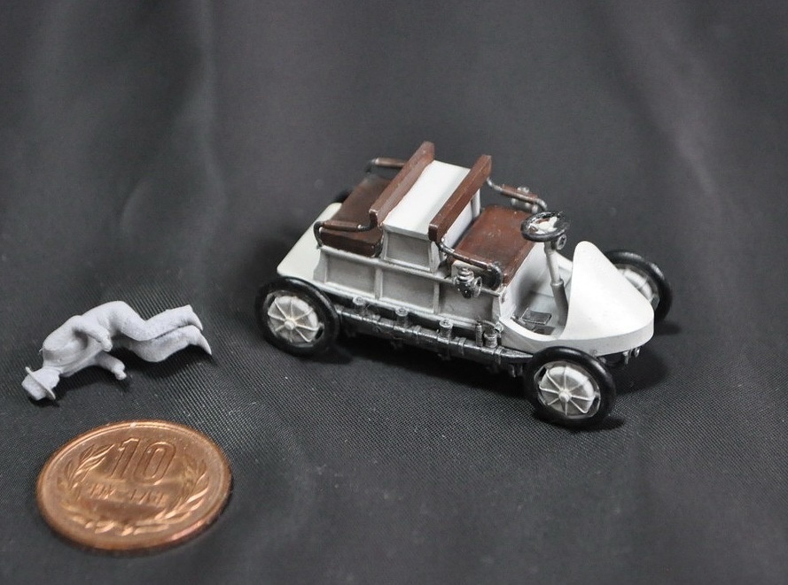 1/64スケール 「ローナー・ポルシェ・ミクステ4WD」