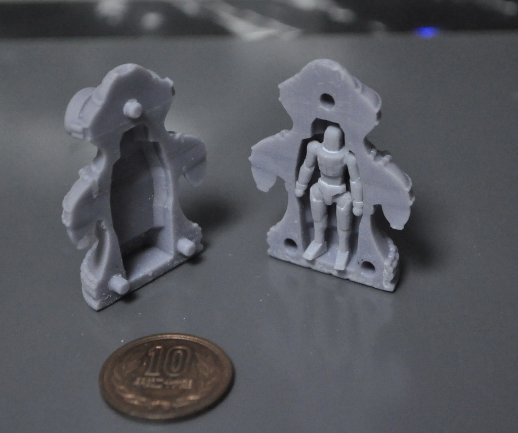 ガーランドCGワークス 1/60 遮光器土偶型カプセル