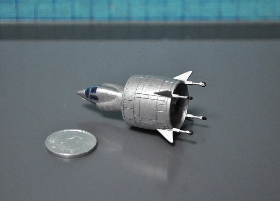 1/144スケール 「C450 コレオプテール VTOL実験機」と「運搬トレーラー」