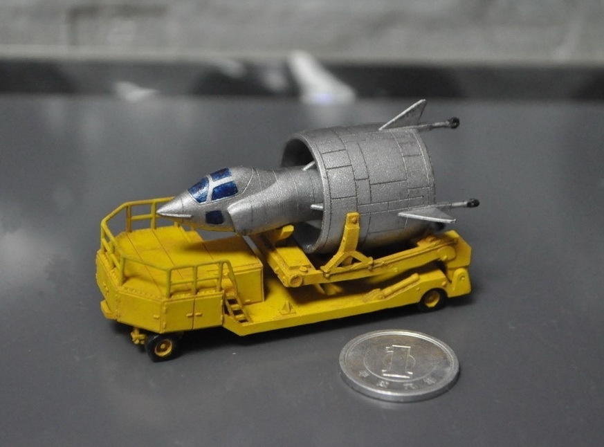 1/144スケール 「C450 コレオプテール VTOL実験機」と「運搬トレーラー」