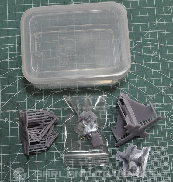 1/144スケール「XFY-1ポゴVTOL実験機」と「運搬トレーラー」セット