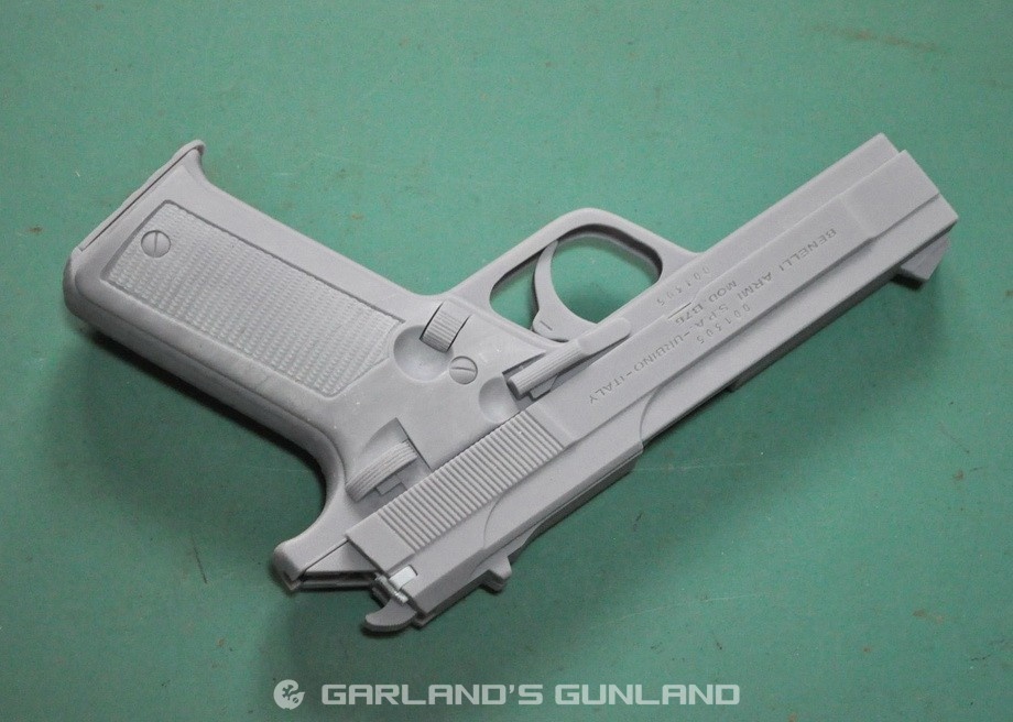 ベネリB76 1/1スケール レジン製ディスプレイ模型