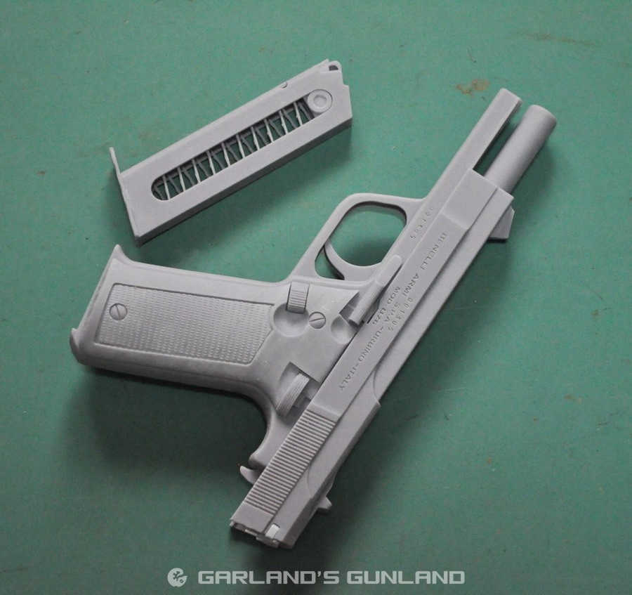 ベネリB76 1/1スケール レジン製ディスプレイ模型