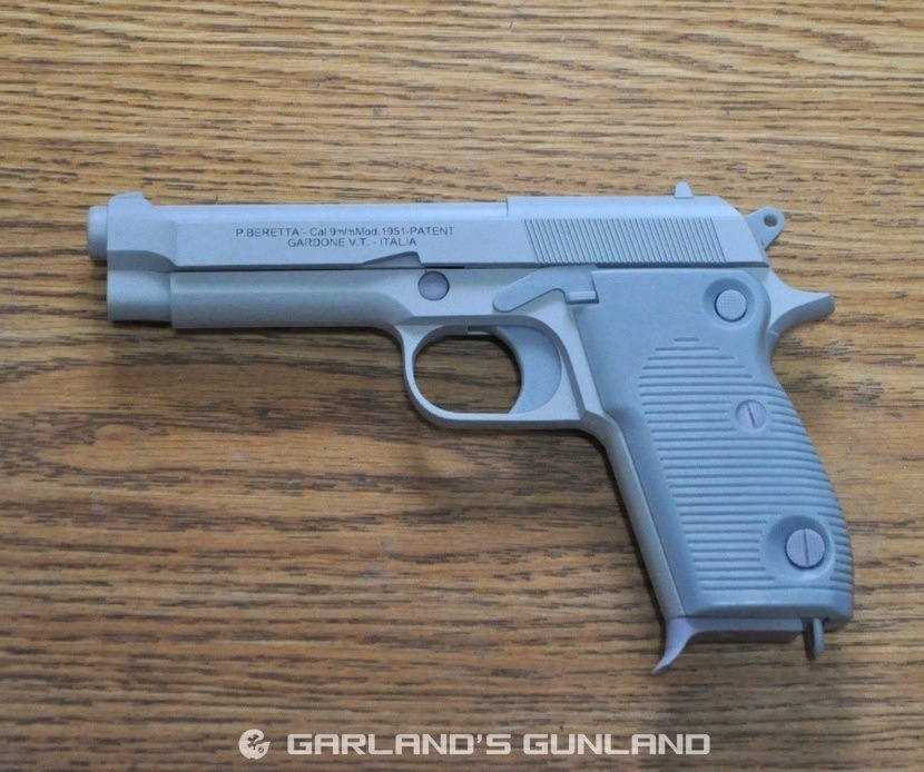 ベレッタM1951 1/1スケール レジン製ディスプレイ模型