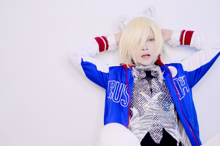 ユーリプリセツキー中心コスプレ写真集「Prismgram」