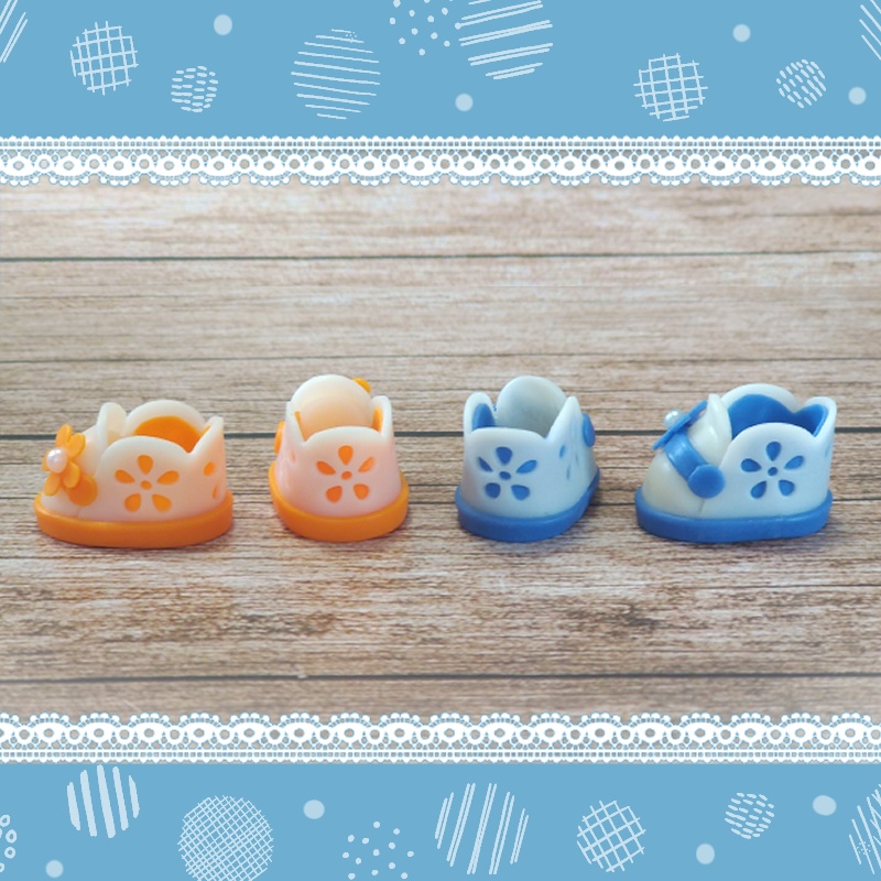 透かし模様の靴(10㎝ぬい用)