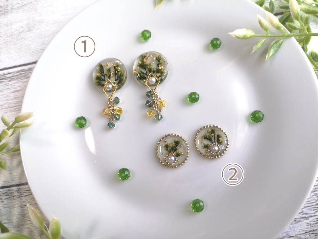 緑のピアス(イヤリング)