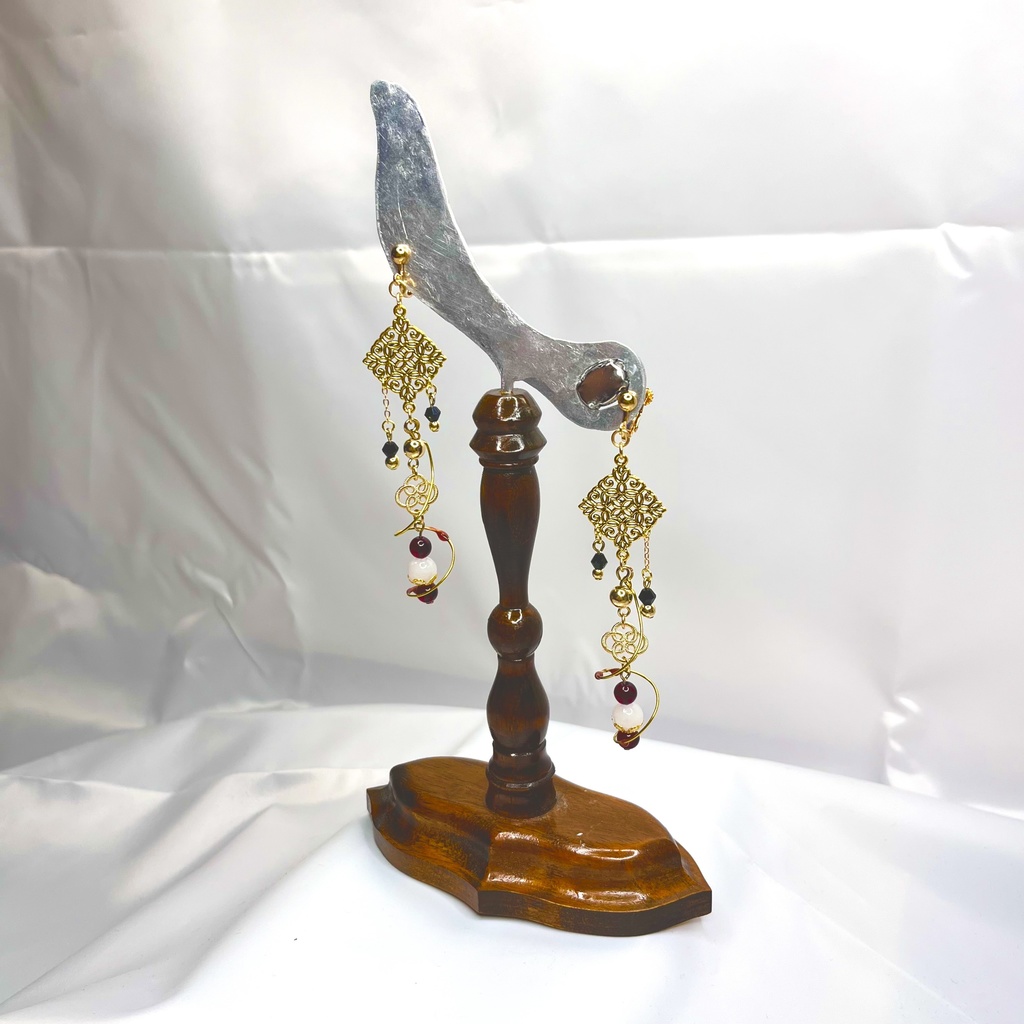 ツイステ スカラビア寮イメージ イヤリング