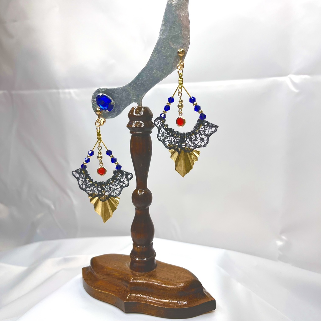 ツイステ ポムフィオーレ寮イメージ イヤリング / ピアス