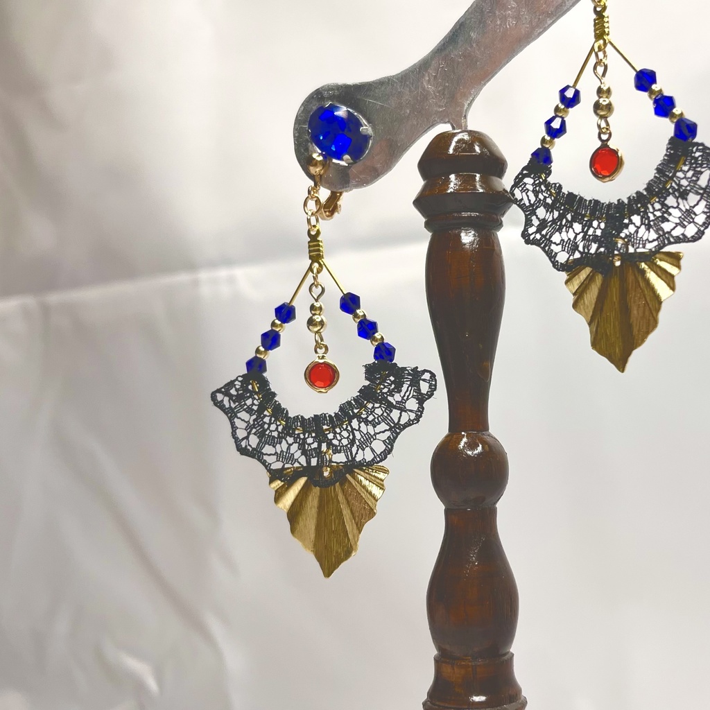 ツイステ ポムフィオーレ寮イメージ イヤリング / ピアス