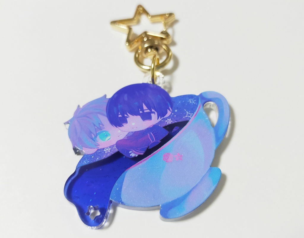 ティーカップアクキー