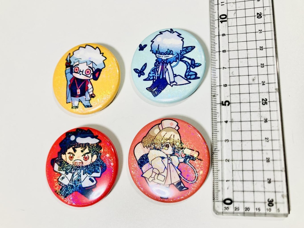 Dr.誰か シール缶バッチアクスタセット