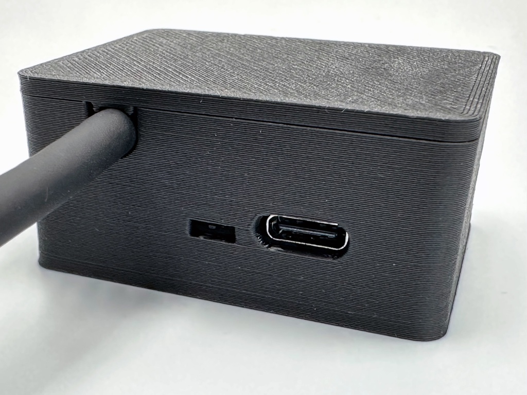 RG001 MSX用RGB DIN 8ピン → RGB 15ピン変換アダプタ