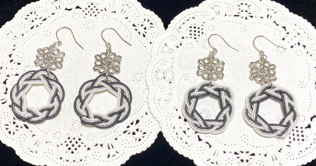 斬心モチーフピアス(表・裏)