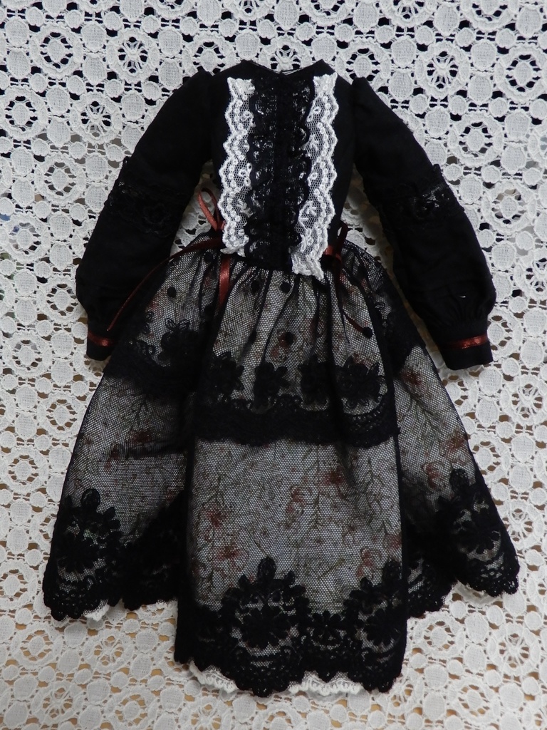 【ユノア用】リバティ×チュールの黒ワンピース