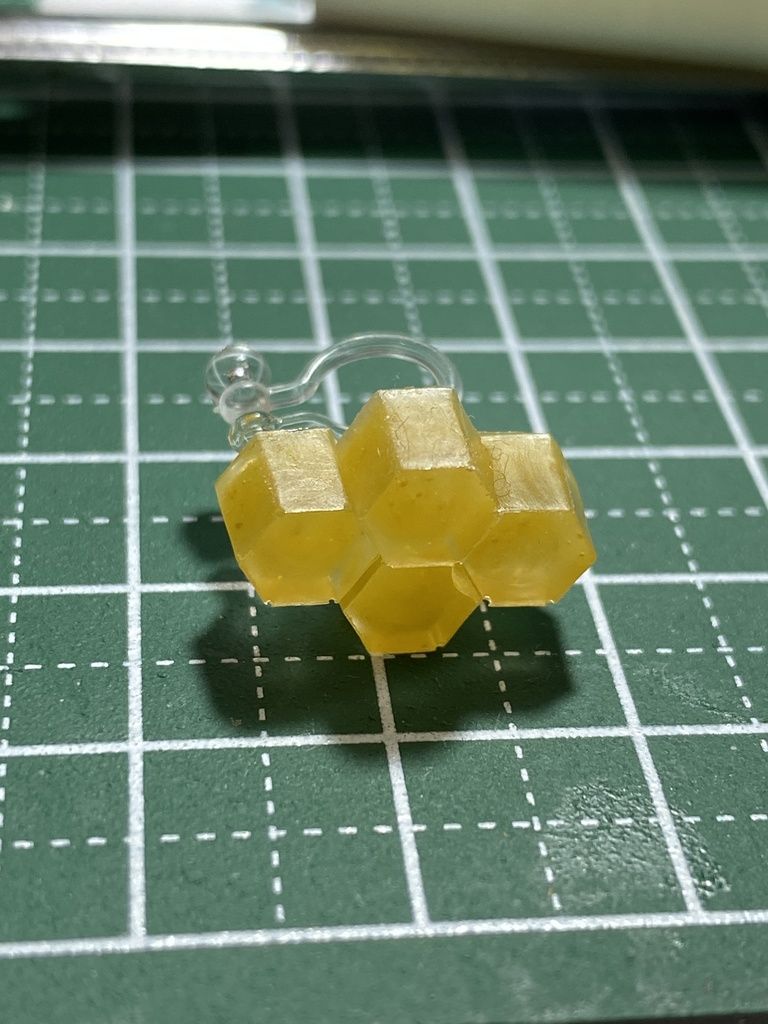 はにかむノンホールピアス