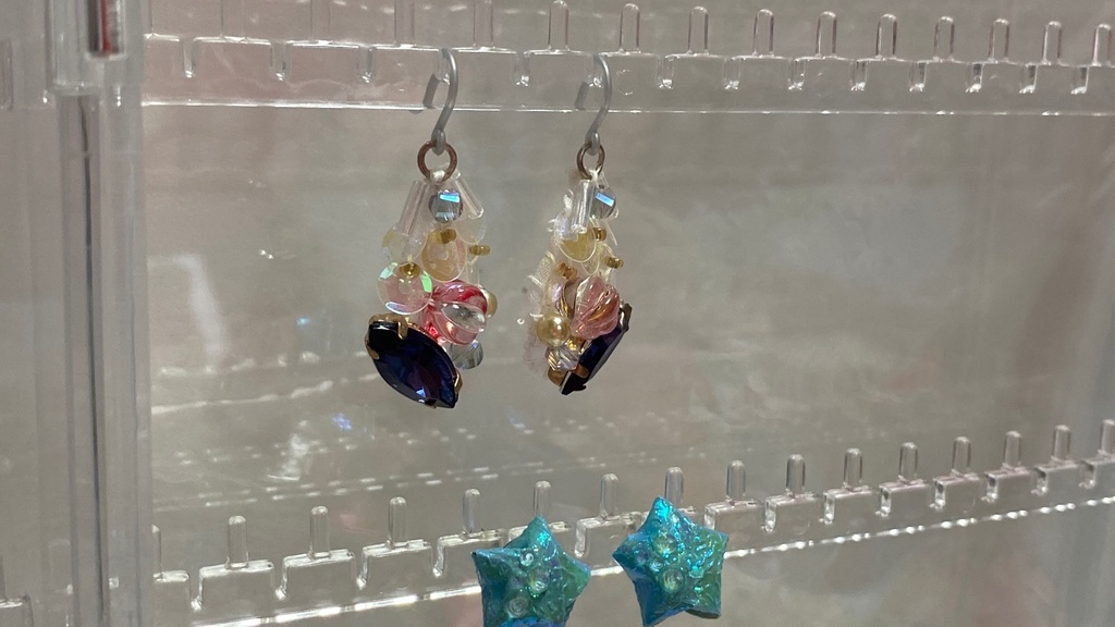 オートクチュール刺繍風ピアス