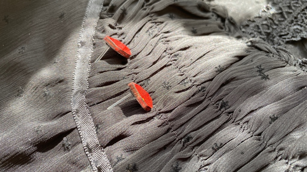 津軽塗 blood ピアス