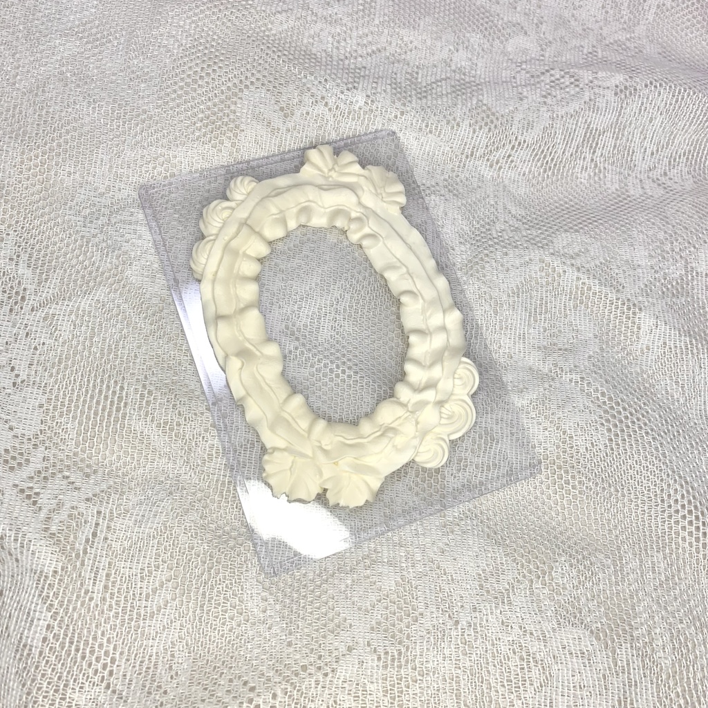 【B7】縦入れ硬質カードケースホイップデコ【W2】