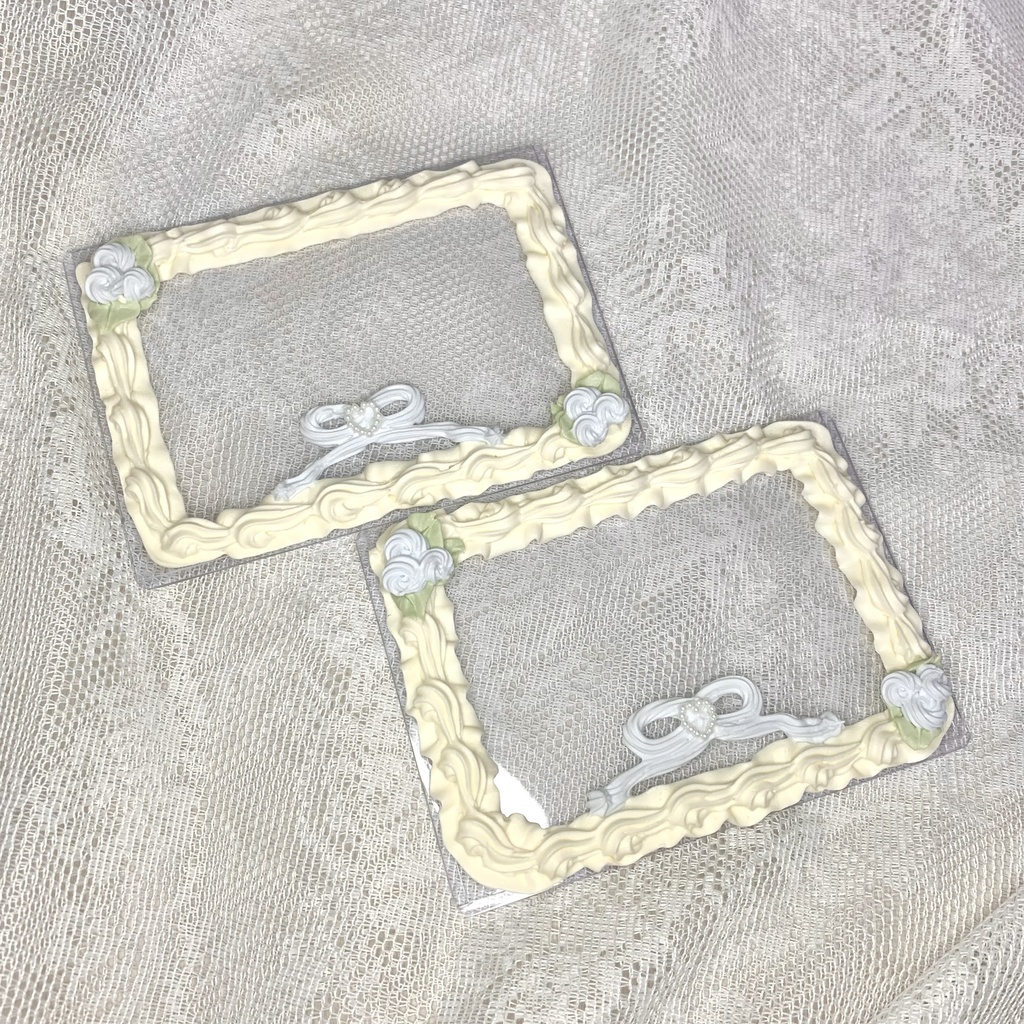 【B7】縦入れ硬質カードケースホイップデコ【W6】※裏面傷あり