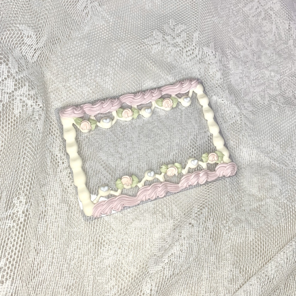 【B7】横入れ硬質カードケースホイップデコ【W7】