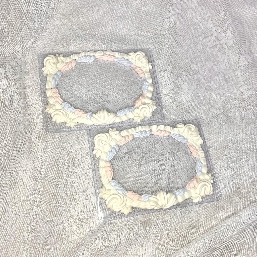 【B7】横入れ硬質カードケースホイップデコ【W8】