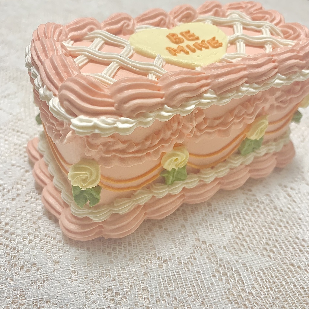 長方形のフェイクケーキBE MINE【28】