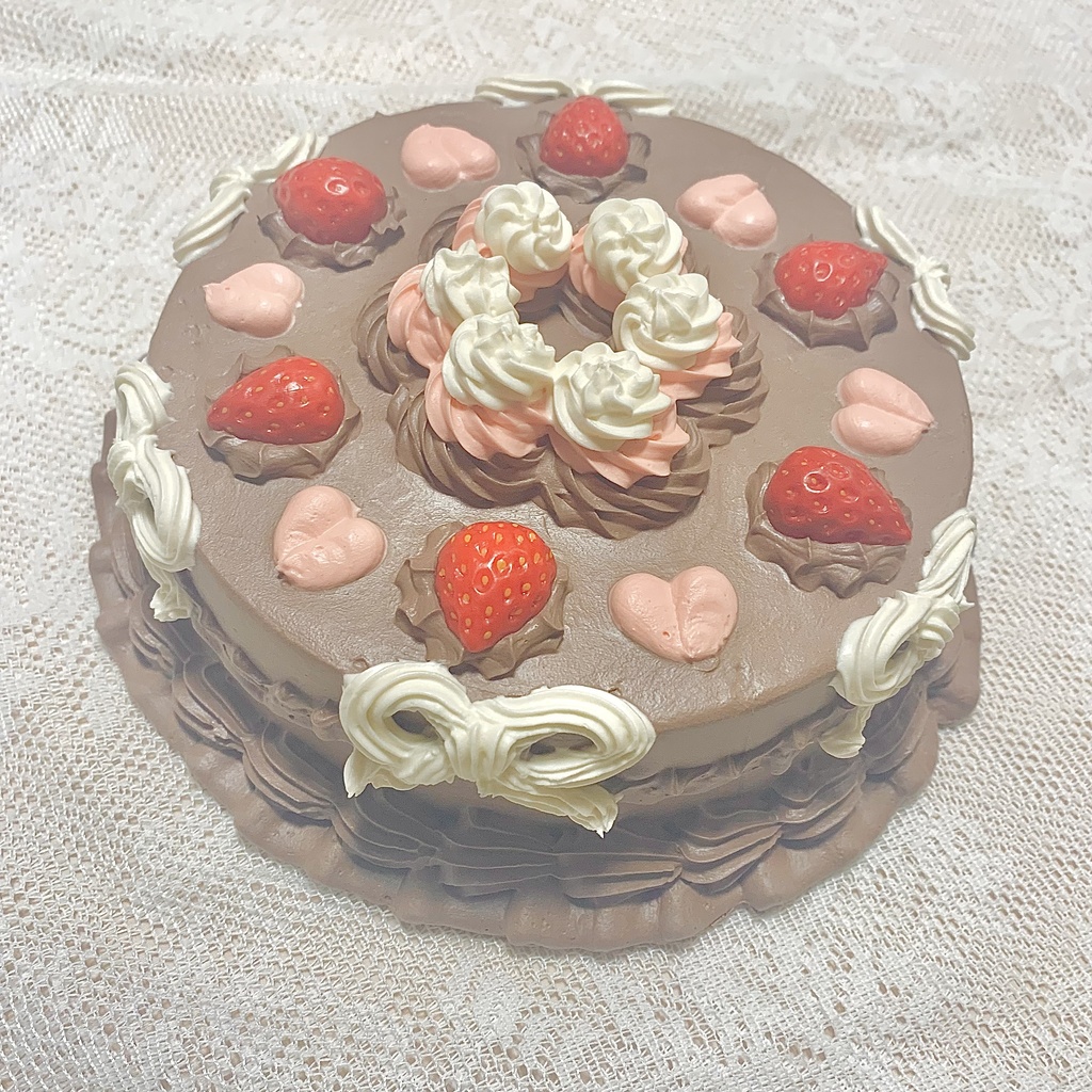 大きなフェイクケーキ　チョコレート×ストロベリー×リボン【32】
