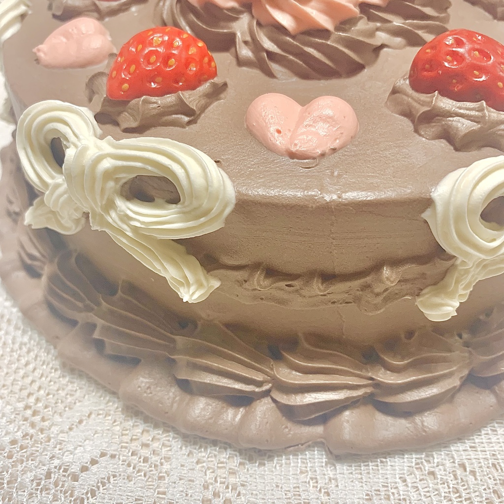 大きなフェイクケーキ チョコレート×ストロベリー×リボン【32】