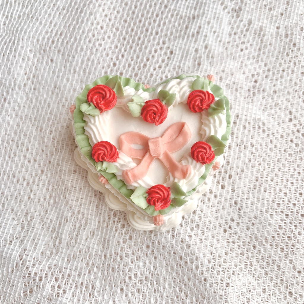 ミニハートフェイクケーキ　リボンとバラ【54】