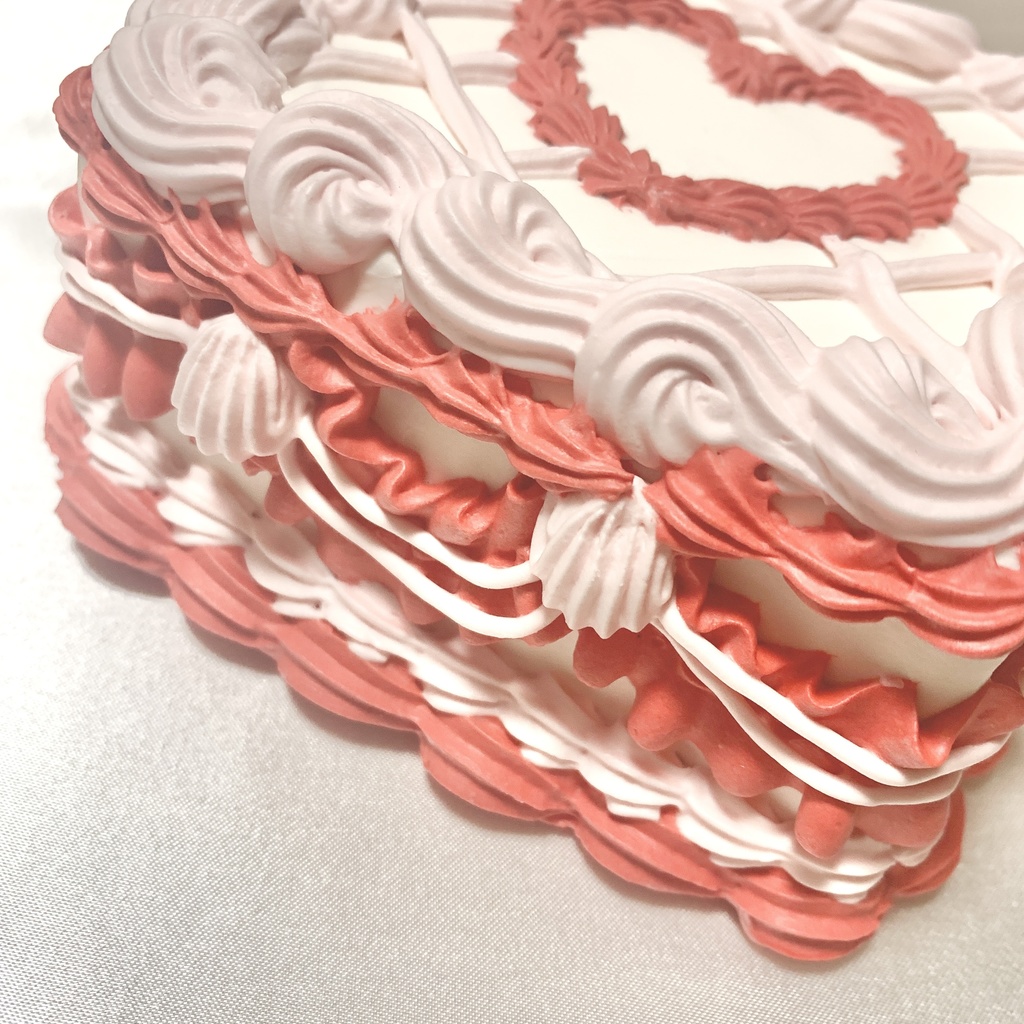 赤いハートのスクエアフェイクケーキ【64】