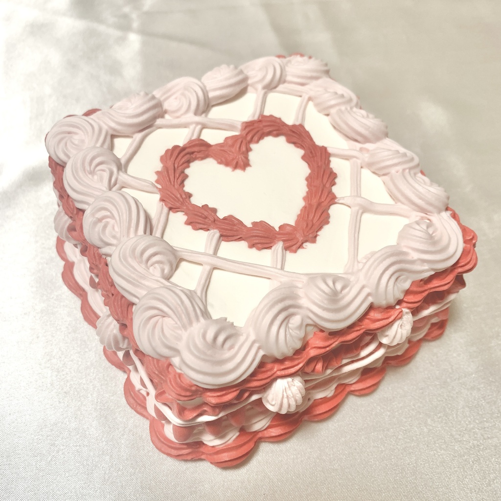 赤いハートのスクエアフェイクケーキ【64】