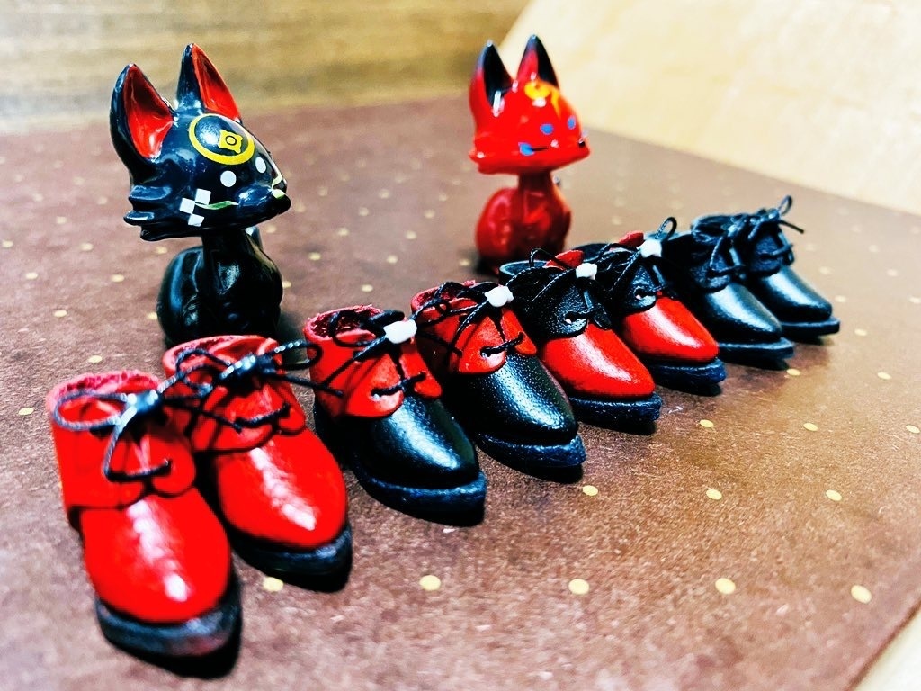 オビツ11紳士靴艶々した赤い靴など - aromamistsmall - BOOTH