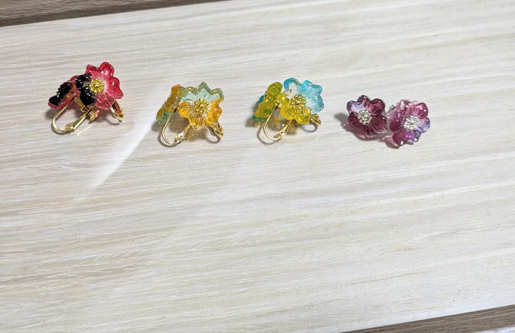 【非公式】MECHATU-A フラワーイヤリング/ピアス