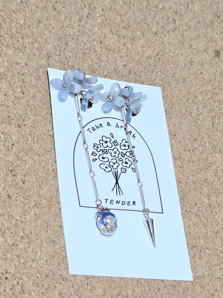 【非公式】MECHATU-A イメージフラワーイヤリング/ピアス