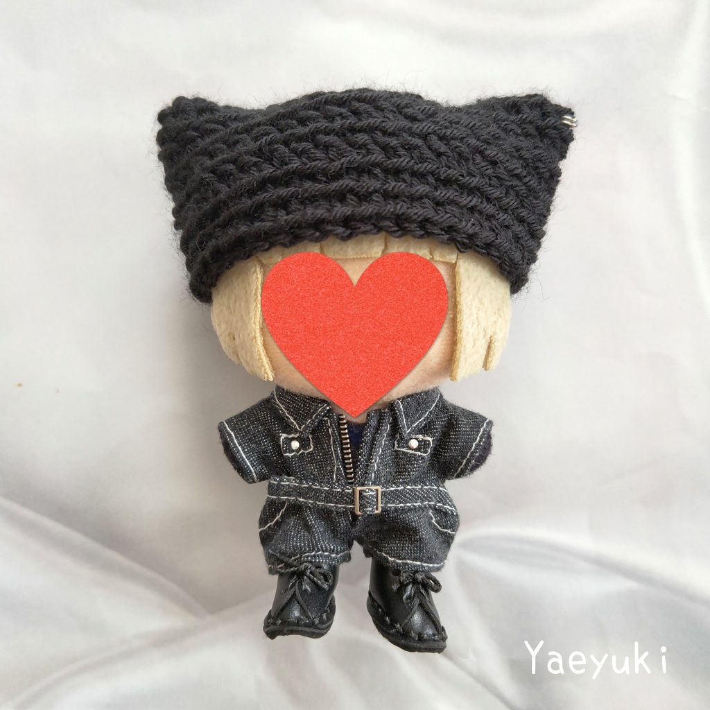 ハンドメイド*かぶるとネコ耳ニット帽10センチぬい用黒ねこ
