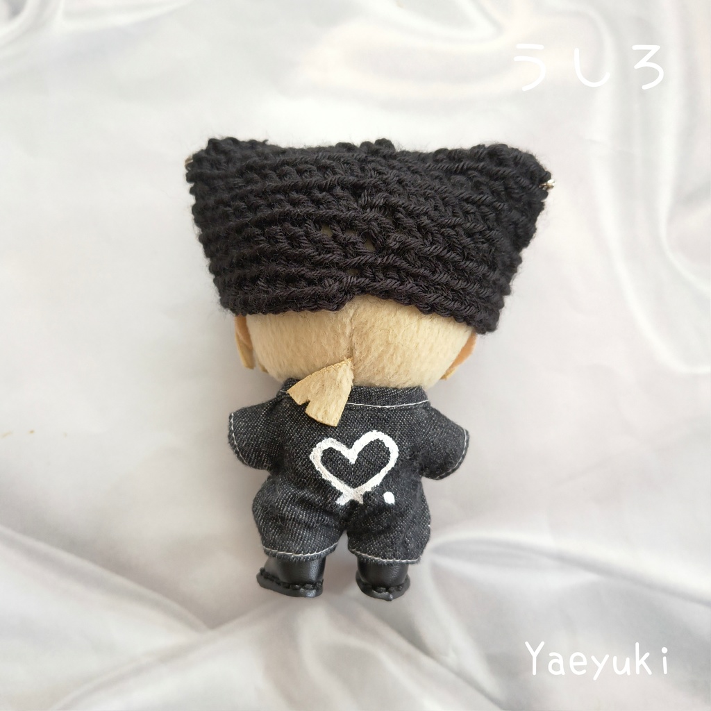 ハンドメイド*かぶるとネコ耳ニット帽10センチぬい用黒ねこ