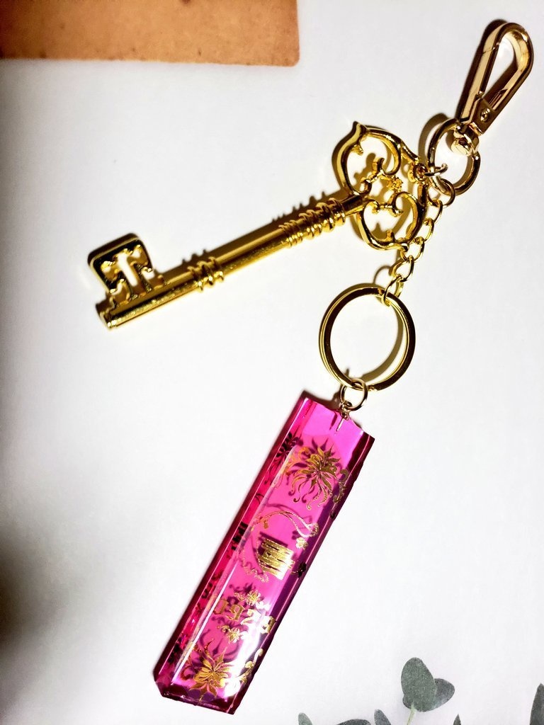 担当執事の絵札キーホルダー