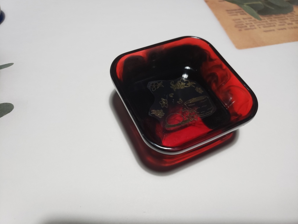 執事イメージの小物入れ