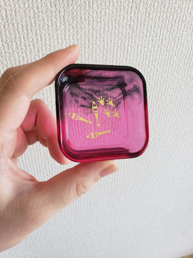 執事イメージの小物入れ