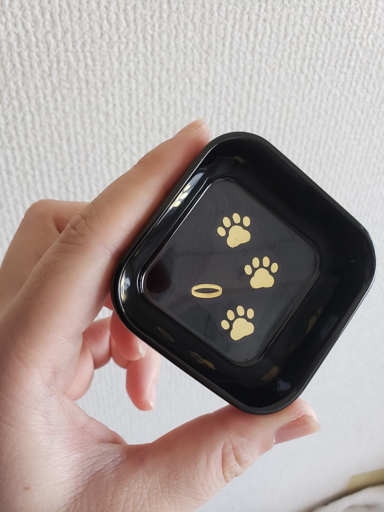 執事イメージの小物入れ