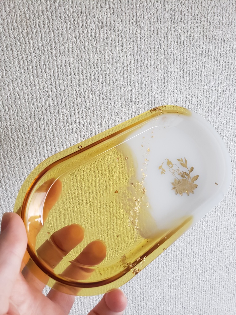 執事のキャッシュトレー