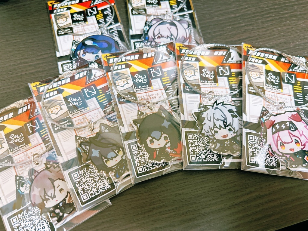 ※新購入ページ※【ランダムお届け/付録シール有り】おすわりおぺれ~た~ずアクリルキーホルダー
