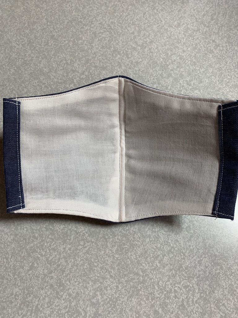 【再販無し】大きめ立体布マスク