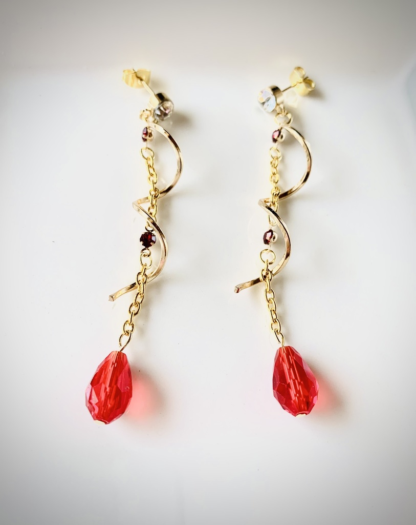 【再販無し】ツイステ 寮カラーピアス