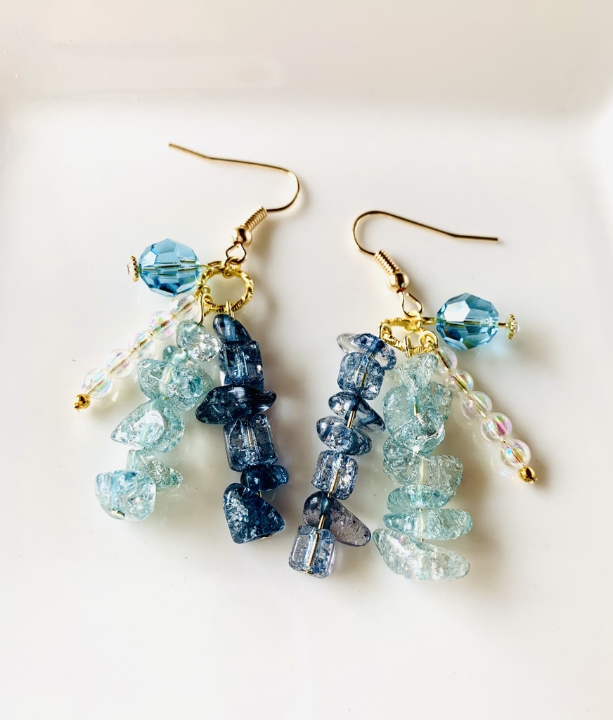 【再販無し】ツイステ 寮カラーイメージピアス