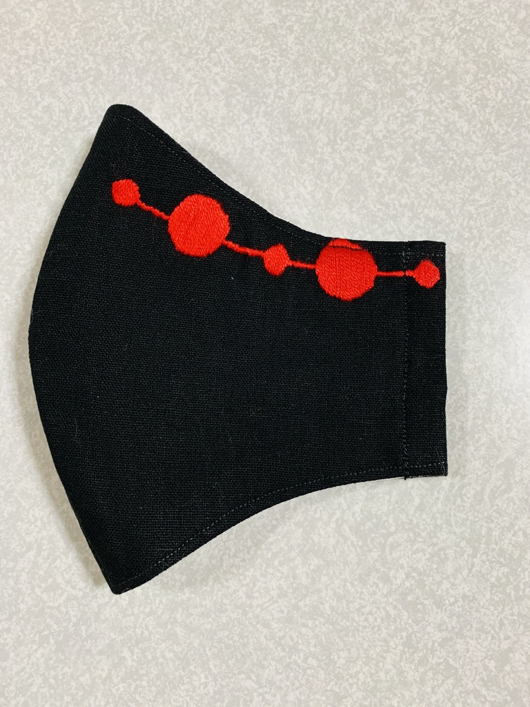 【最終分布】累 顔の模様刺繍 布マスク