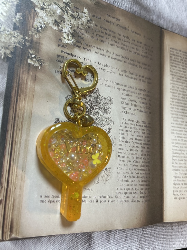 ダメプリ ヴィーノうちわ型シェイカーキーホルダー