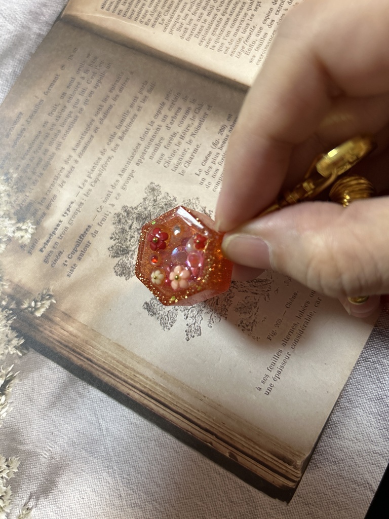 シェイカー2個付きキーホルダー ナレク様