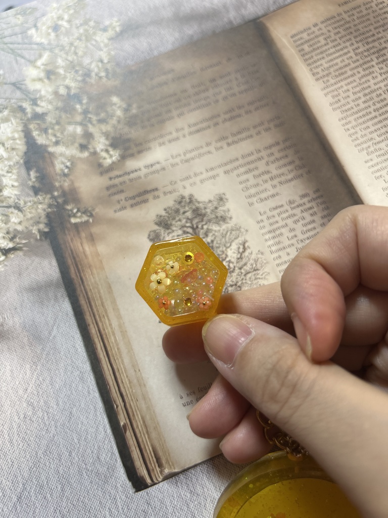 シェイカー2個付きキーホルダー ヴィーノ